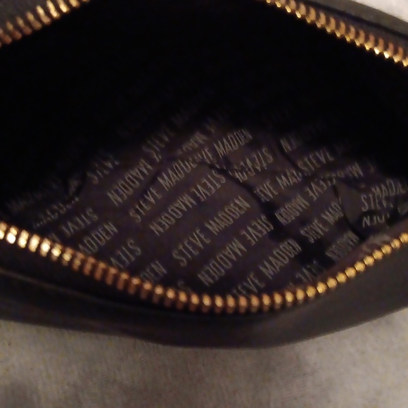 Steve Madden Black Crossbody Purse - Picture 7 of 10